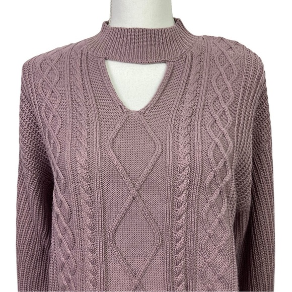 Steve Madden Womens Pullover Knit Sweater Sz Small Cut-out Neck Elderberry Color - Picture 2 of 12